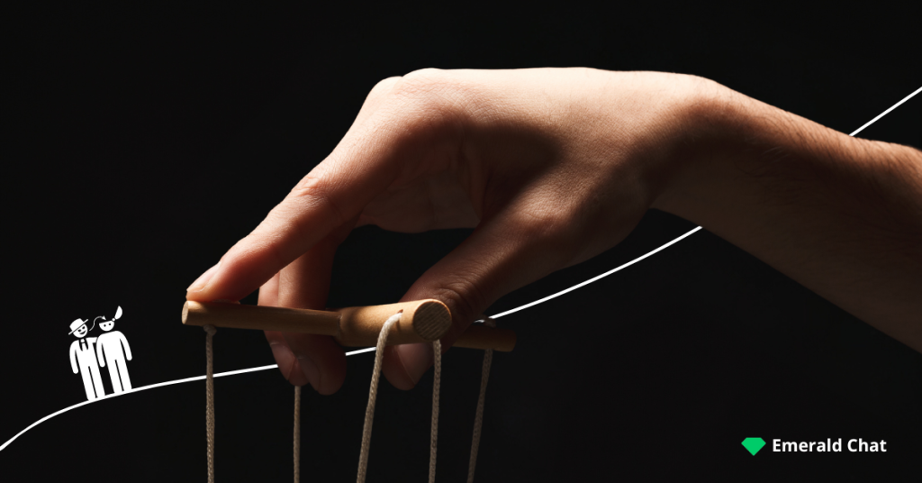 picture of a hand holding strings